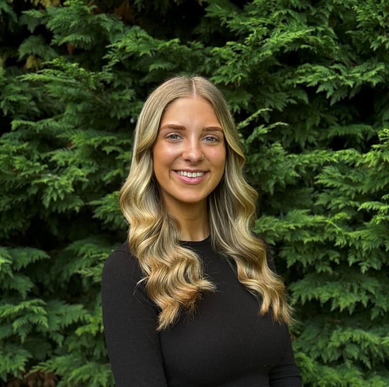 Meet the Team - Lucy Burt